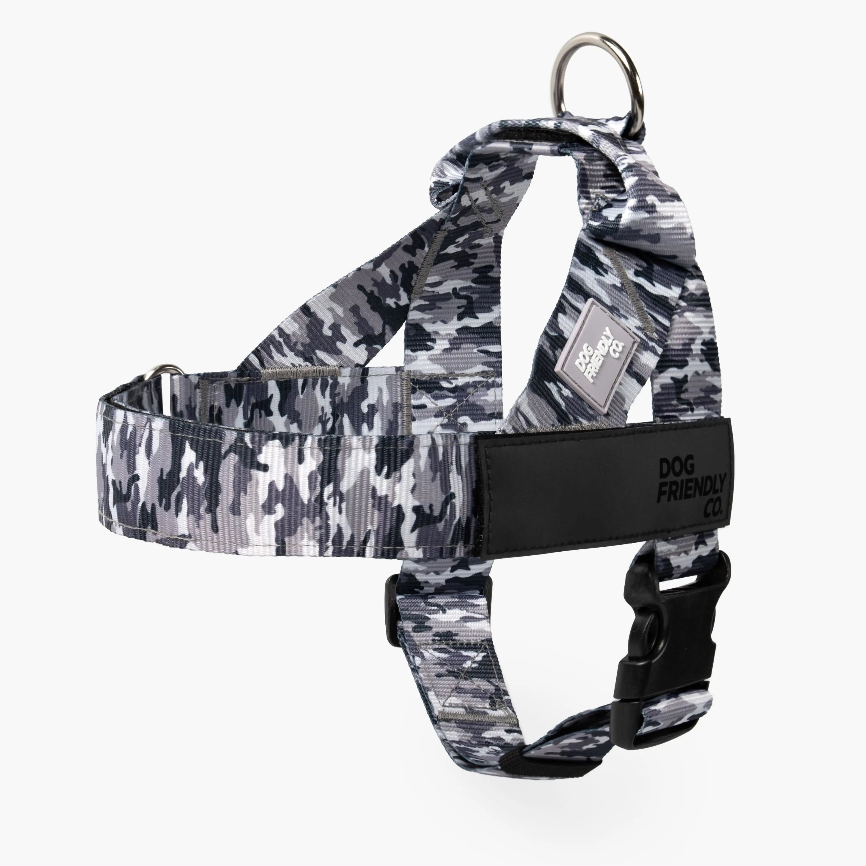 Harness - Easy to fit no-pull design - Safe secure and comfortable - Ideal for dogs of all shapes and sizes Leash