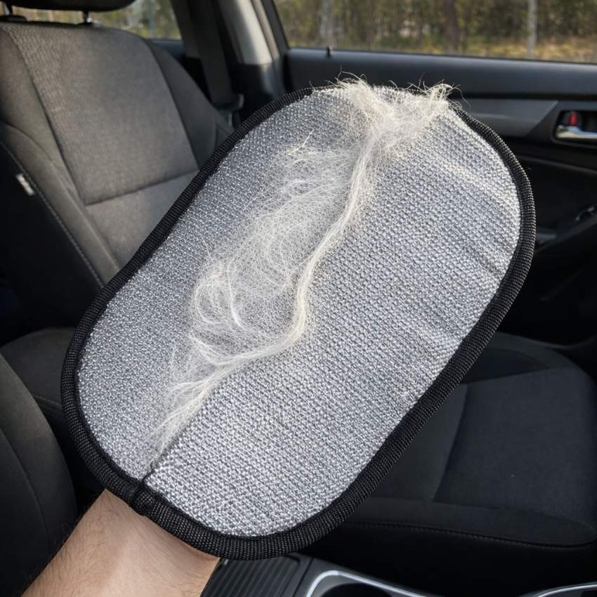 Pickquvo™ Glove — Remove ALL Pet Hair in One Swipe | PekoPets