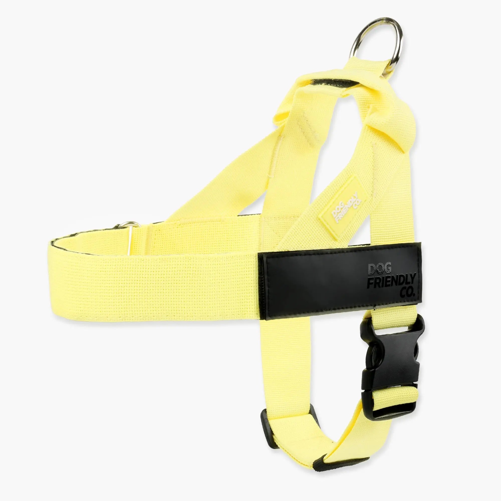 Harness - Easy to fit no-pull design - Safe secure and comfortable - Ideal for dogs of all shapes and sizes Leash